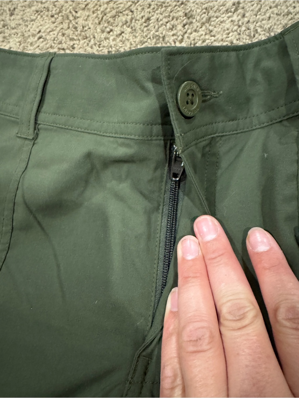 *NWT* REI Shaded Olive Sahara hiking Bermuda Shorts—Size 8 - Picture 7 of 11